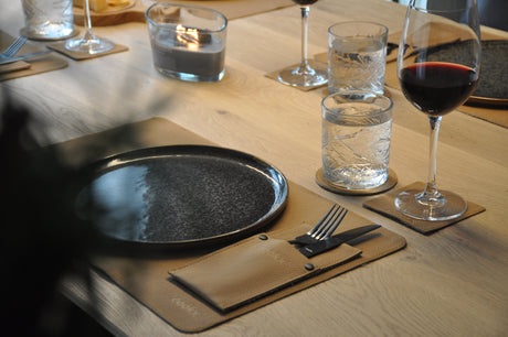 5 Redenen waarom je voor leren placemats moet kiezen
