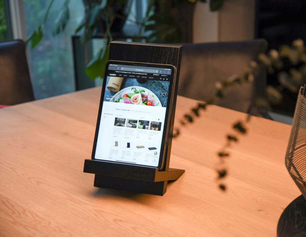 5 redenen waarom onze COOKX Tablethouder het perfecte cadeau is!