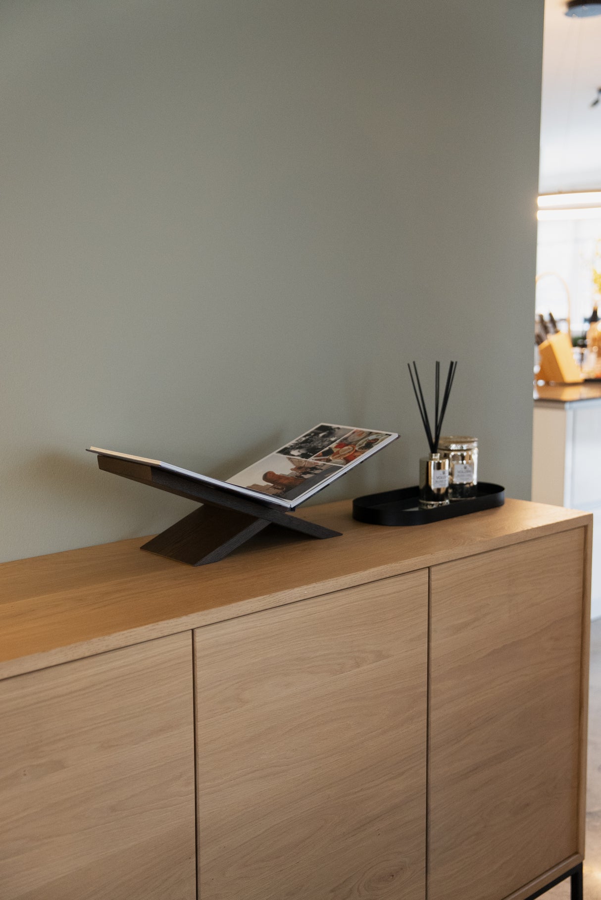 Boekenstandaard - Liggend Model - Eikenhout - Zwart, Nature, Beige, Chocolade