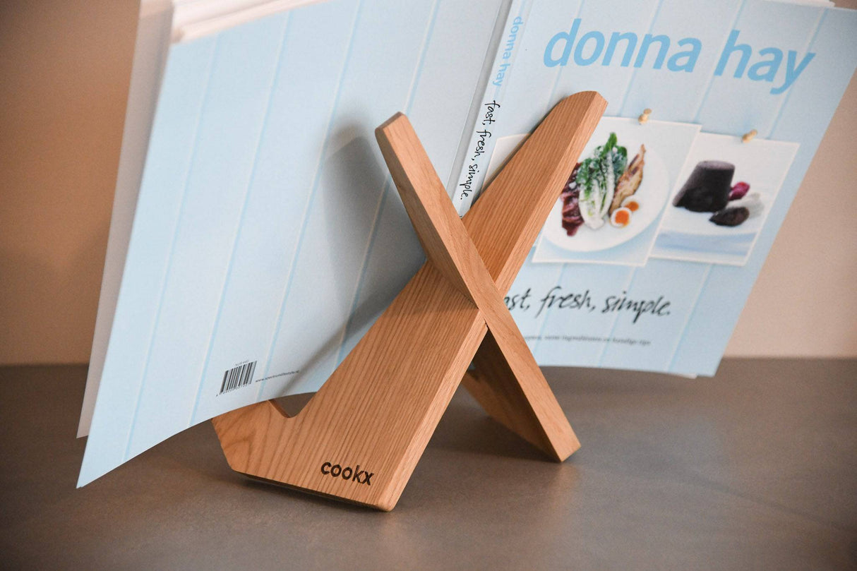 Boekenstandaard Hout - Boekensteun Natuurkleur Eik - Kruis Model - Uniek Model - COOKX