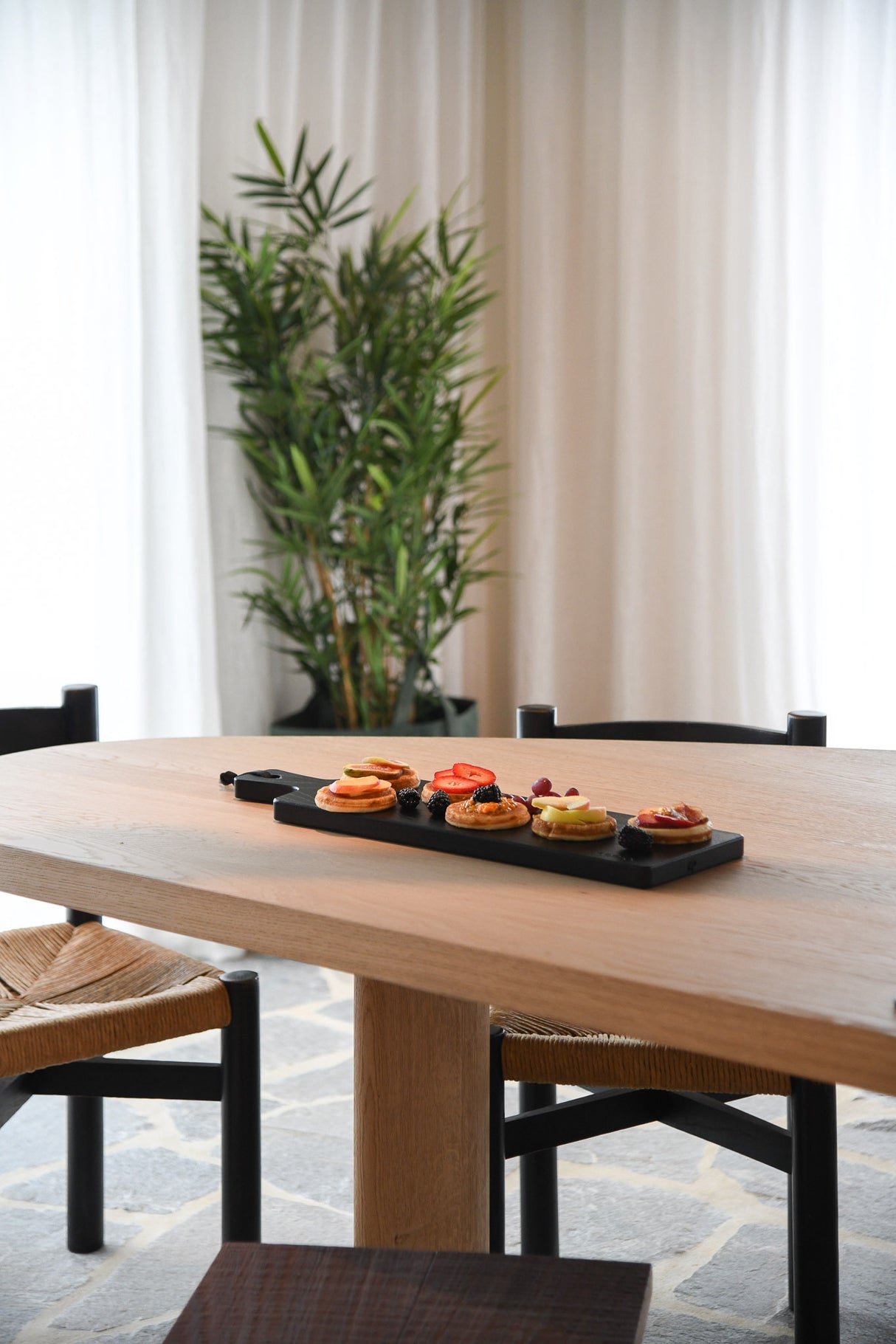 Eiken Serveerplank - Matzwart - Maat M - COOKX