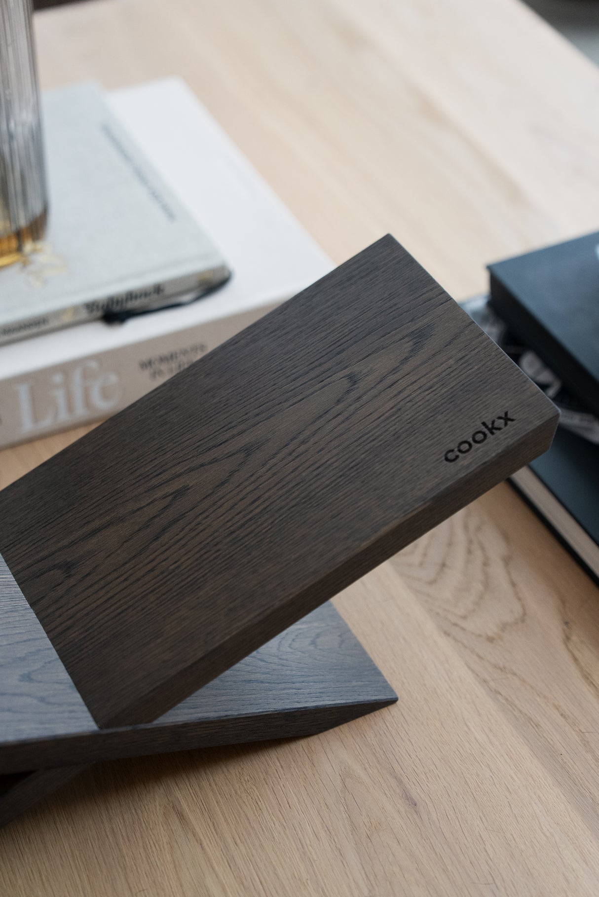 Boekenstandaard - Liggend Model - Eikenhout - Zwart, Nature, Beige, Chocolade