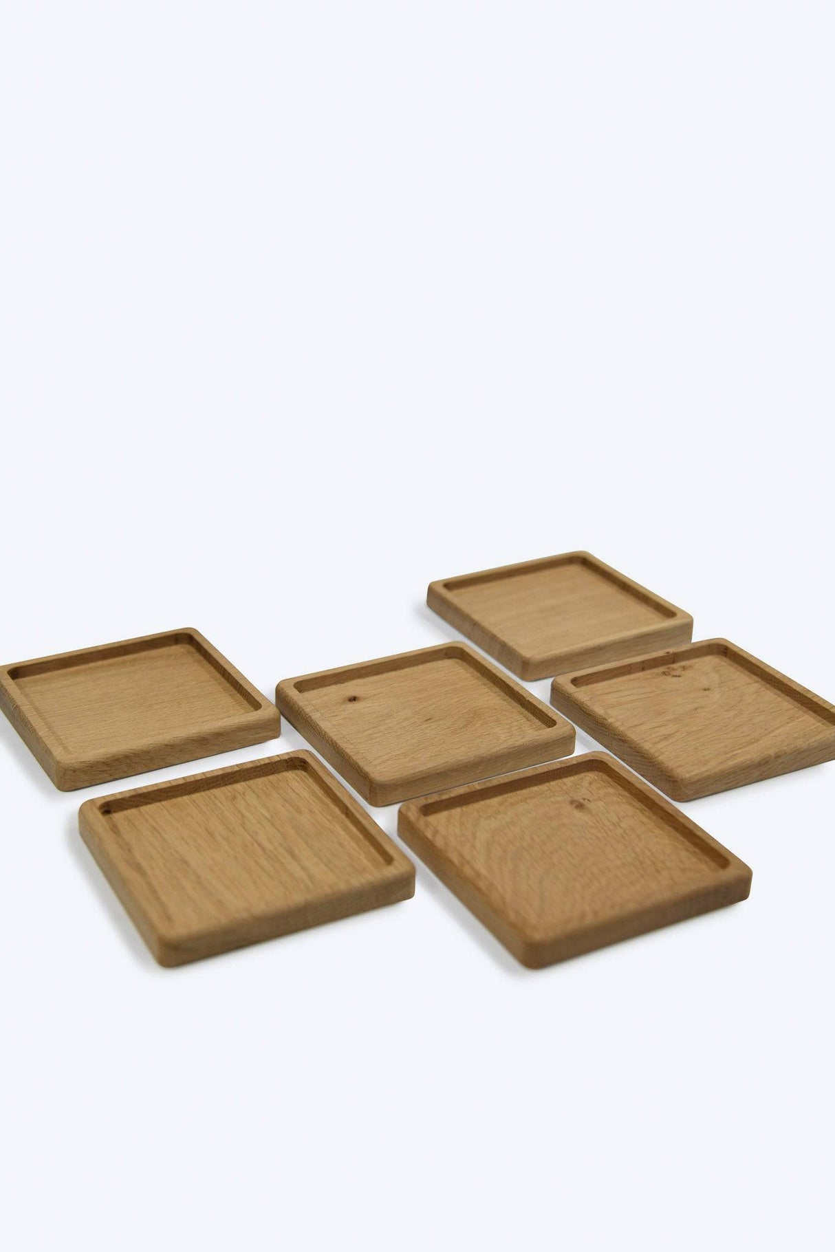 Coasters - Straight model - Oak wood - 6 pieces - Black or natural
